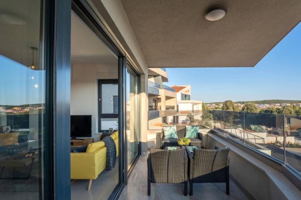 Apartment Emarin Banjole Exterior foto